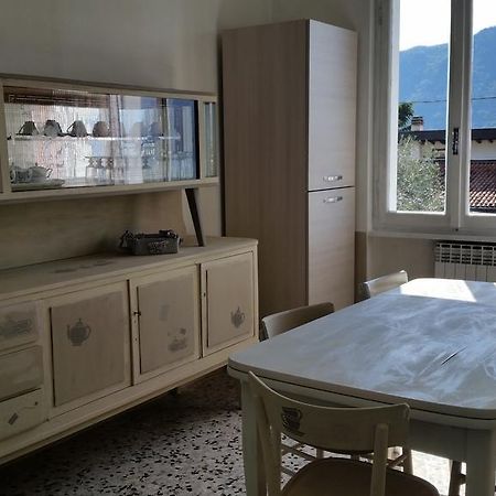 Apartment Iseo Lake Sale Marasino Bilik gambar