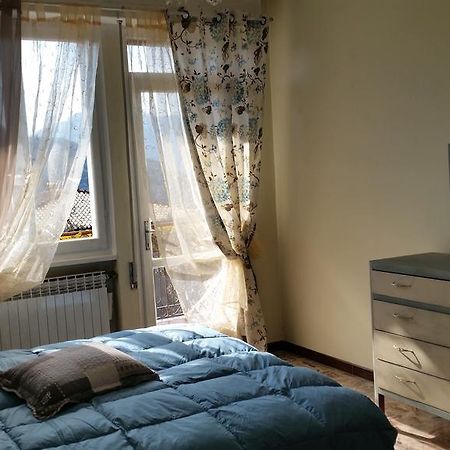 Apartment Iseo Lake Sale Marasino Bilik gambar